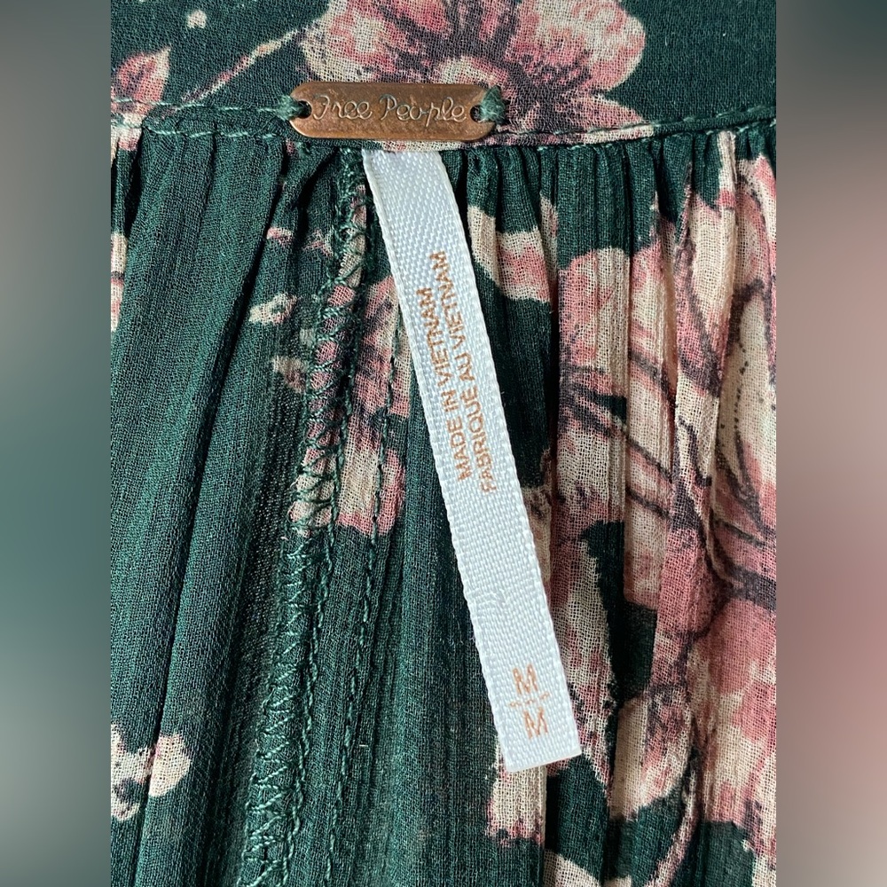Free People Feeling Groovy Maxi Dress EUC Sz Medium Forrest Green Floral - Picture 6 of 6